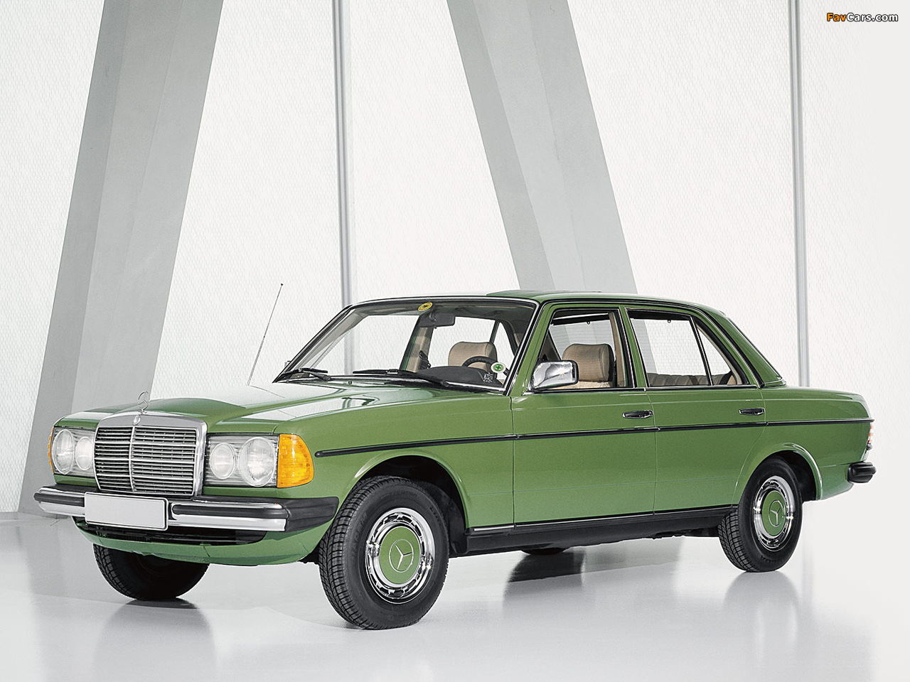 Mercedes-Benz E-Klasse (W123) 1976–85 pictures (1280 x 960)