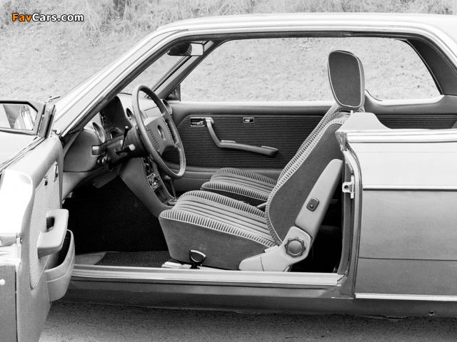 Mercedes-Benz E-Klasse Coupe (C123) 1977–85 photos (640 x 480)
