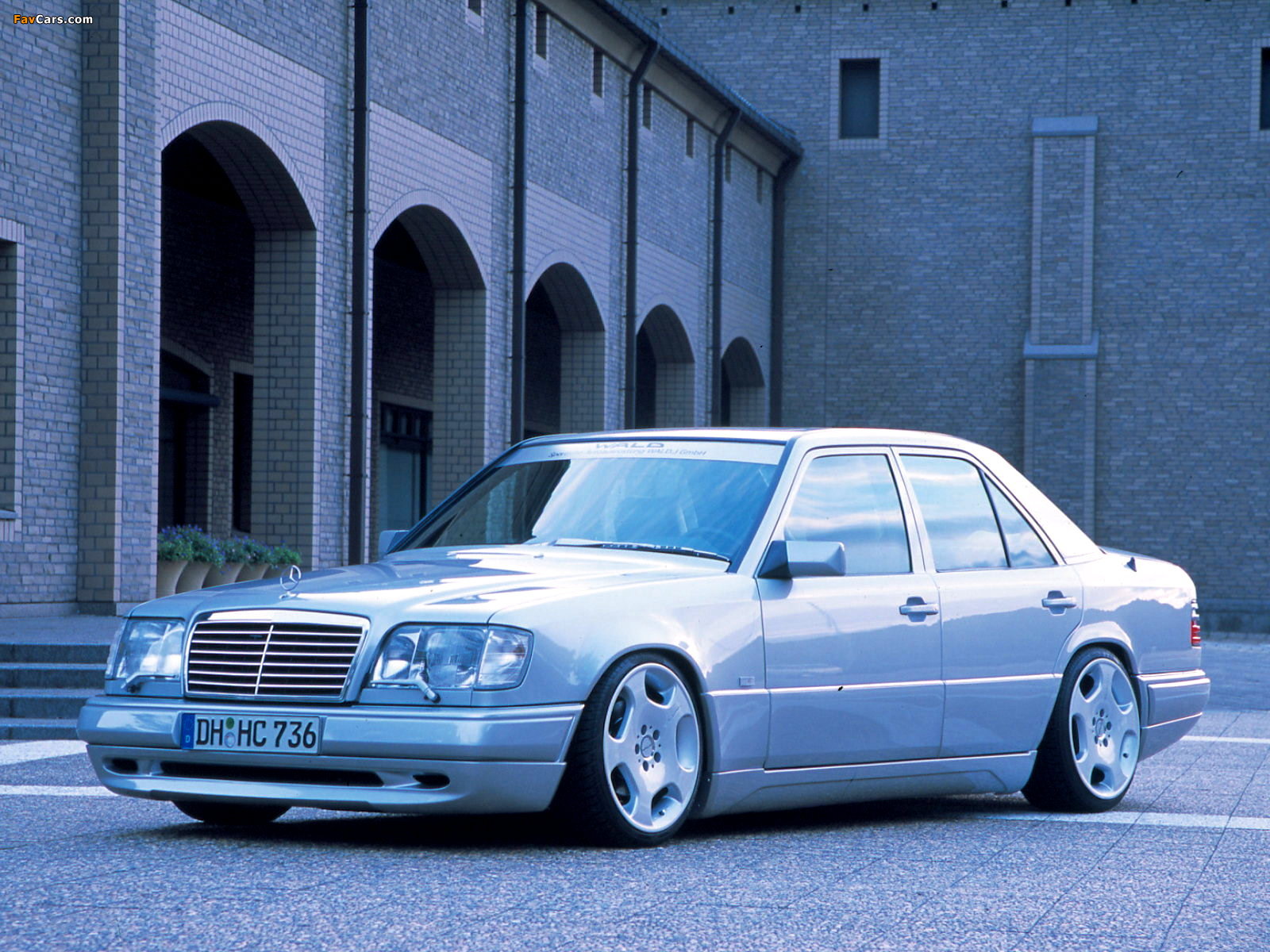 WALD Mercedes-Benz E-Klasse Executive Line (W124) 1990 pictures (1600 x 1200)