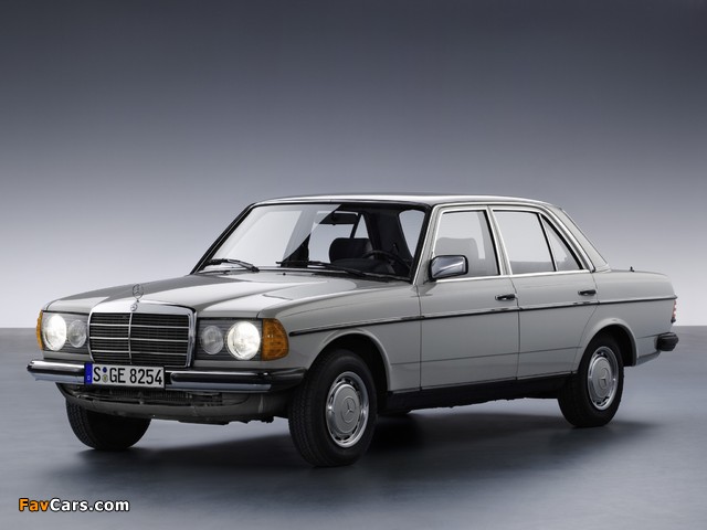 Mercedes-Benz 200 (W123) 1976–85 photos (640 x 480)