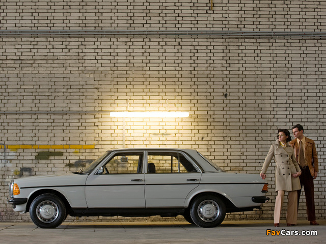 Mercedes-Benz 200 (W123) 1976–85 photos (640 x 480)