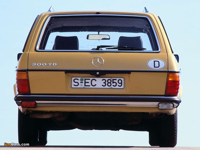 Mercedes-Benz 300 TD (S123) 1978–86 photos (800 x 600)