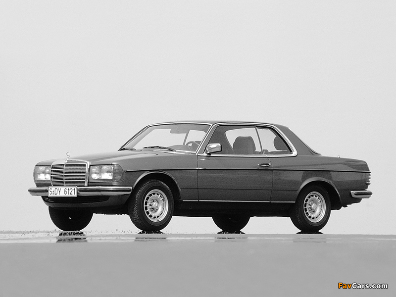 Mercedes-Benz 230 CE (C123) 1980–85 photos (800 x 600)