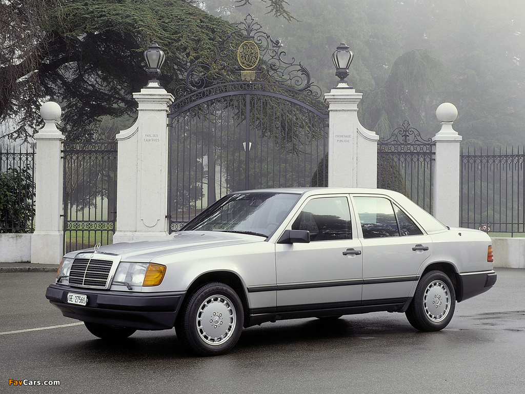 Mercedes-Benz 300 E (W124) 1985–92 photos (1024 x 768)
