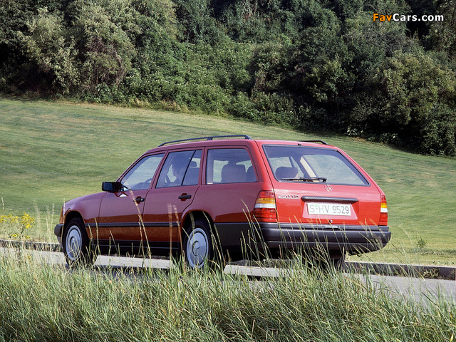 Mercedes-Benz 250 TD (S124) 1986–93 images (640 x 480)