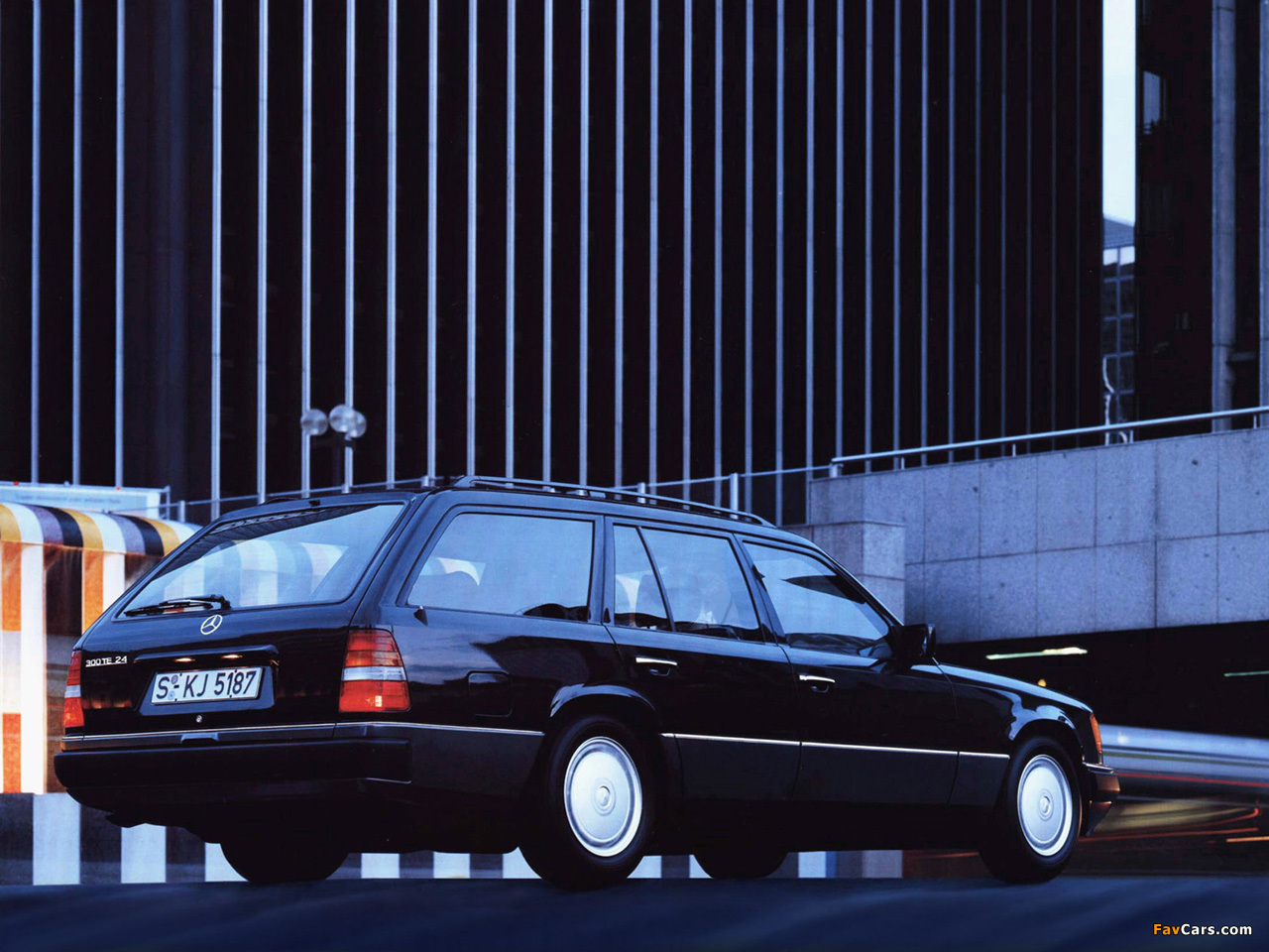 Mercedes-Benz 300 TE (S124) 1986–92 pictures (1280 x 960)