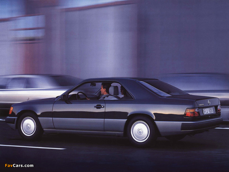 Mercedes-Benz 300 CE (C124) 1987–92 pictures (800 x 600)