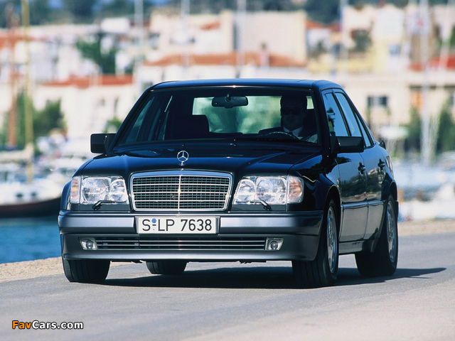 Mercedes-Benz E 500 (W124) 1993–95 images (640 x 480)