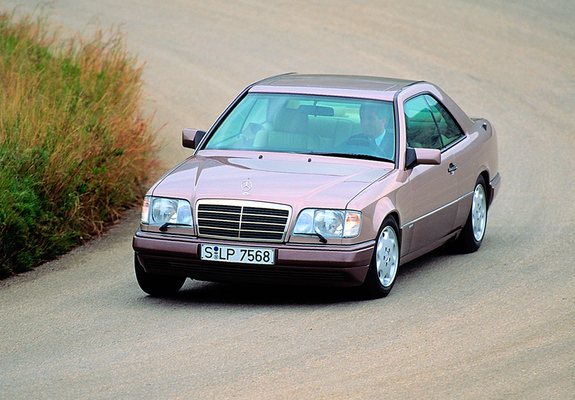 Mercedes-Benz E 320 Coupe (C124) 1993–96 photos