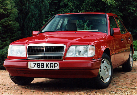 Mercedes-Benz E-Klasse UK-spec (W124) 1993–95 pictures