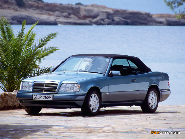 Mercedes-Benz E 220 Cabrio (A124) 1993–96 wallpapers (640 x 480)