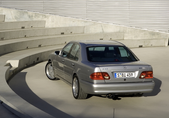 Mercedes-Benz E 50 AMG (W210) 1996–97 wallpapers