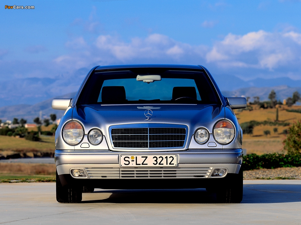 Mercedes-Benz E 320 4MATIC (W210) 1997–99 photos (1024 x 768)