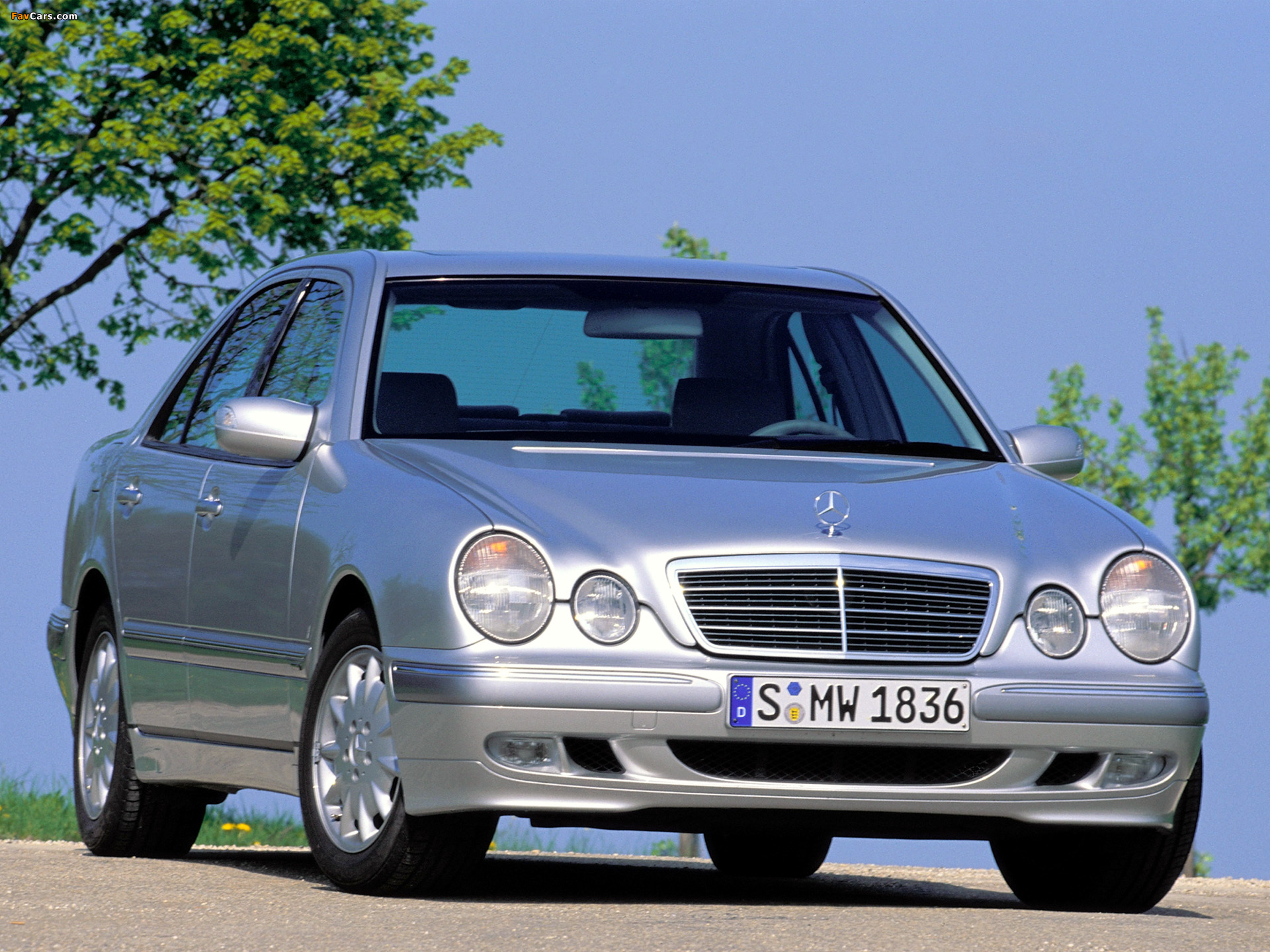 Mercedes-Benz E 320 CDI (W210) 1999–2002 images (1920 x 1440)