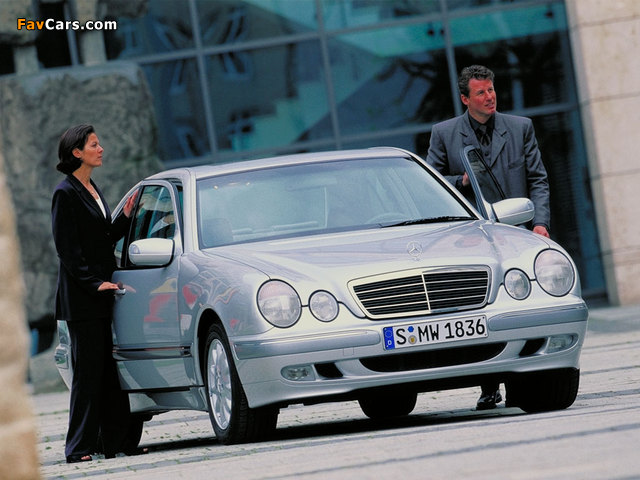 Mercedes-Benz E 320 CDI (W210) 1999–2002 photos (640 x 480)