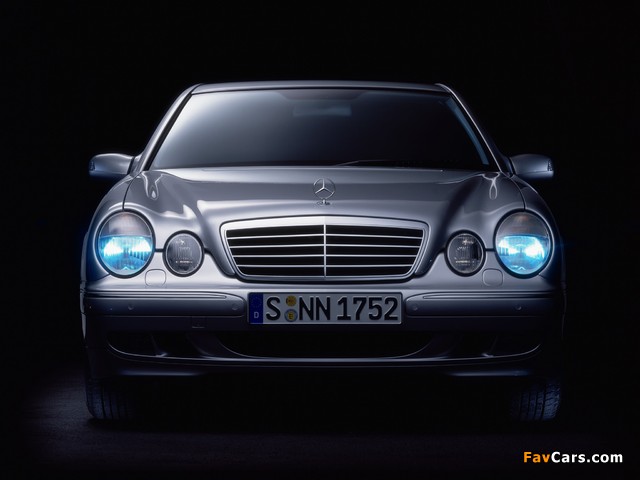 Mercedes-Benz E-Klasse (W210) 1999–2002 pictures (640 x 480)