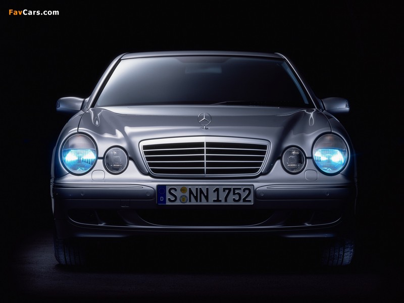 Mercedes-Benz E-Klasse (W210) 1999–2002 pictures (800 x 600)