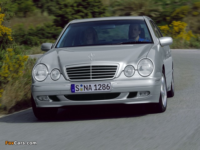 Mercedes-Benz E 270 CDI (W210) 1999–2002 pictures (640 x 480)