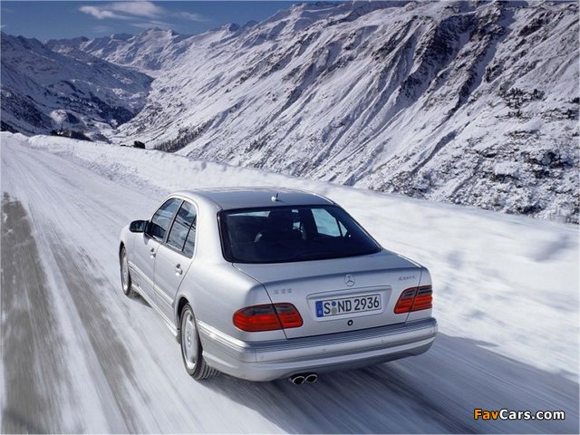 Mercedes-Benz E 55 AMG (W210) 1999–2002 wallpapers (640 x 480)
