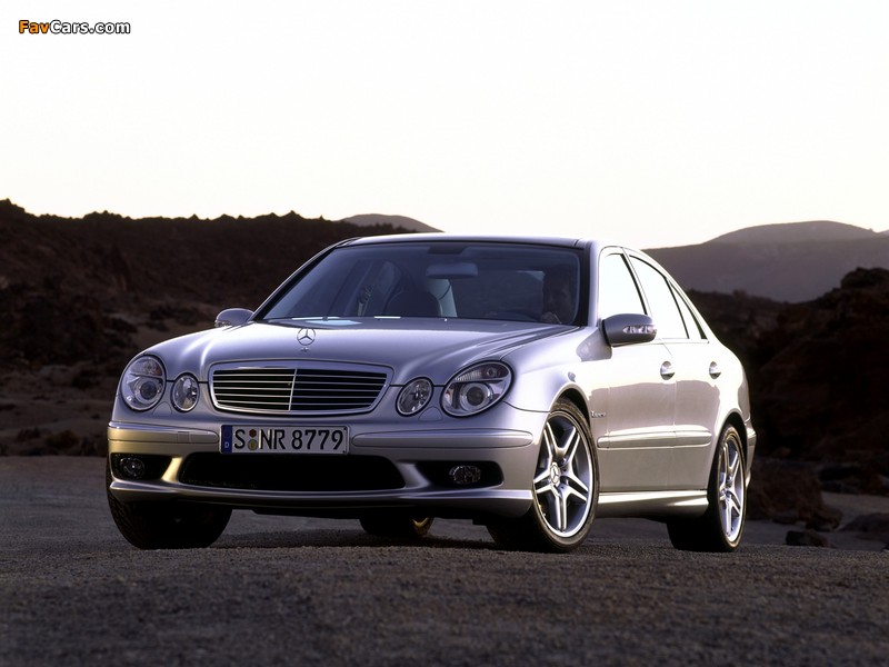 Mercedes-Benz E 55 AMG (W211) 2002–06 images (800 x 600)