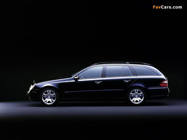 Mercedes-Benz E 200 Kompressor Estate (S211) 2002–06 images (640 x 480)