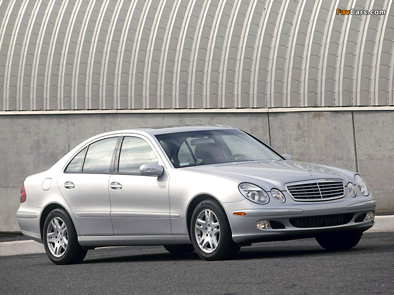Mercedes-Benz E 320 CDI US-spec (W211) 2002–06 images (800 x 600)