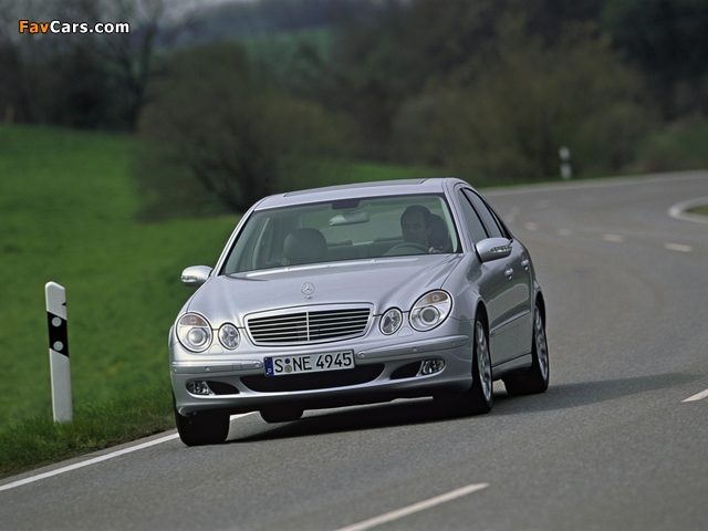 Mercedes-Benz E 420 CDI (W211) 2002–06 images (640 x 480)