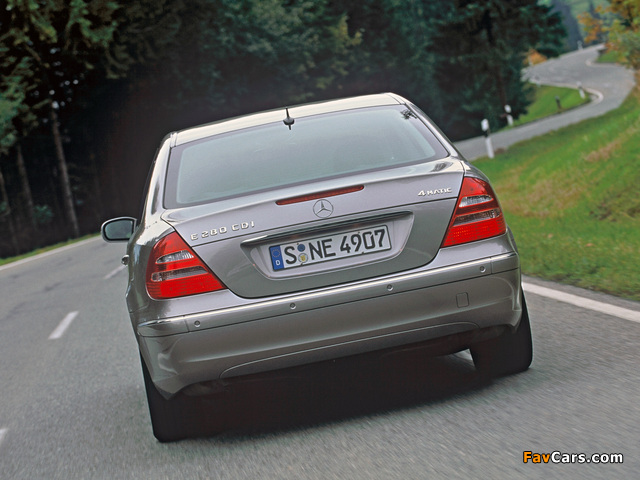 Mercedes-Benz E 280 CDI 4MATIC (W211) 2002–06 photos (640 x 480)