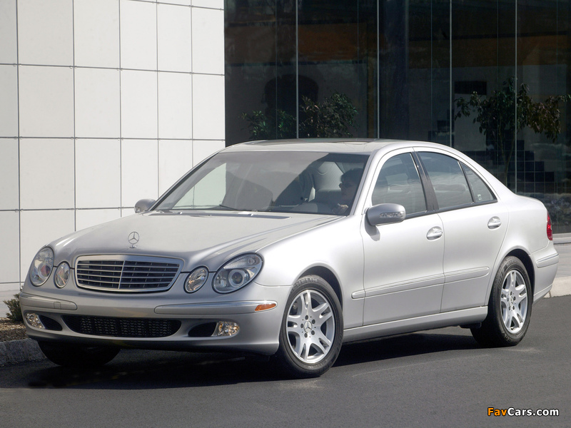 Mercedes-Benz E 320 CDI US-spec (W211) 2002–06 photos (800 x 600)