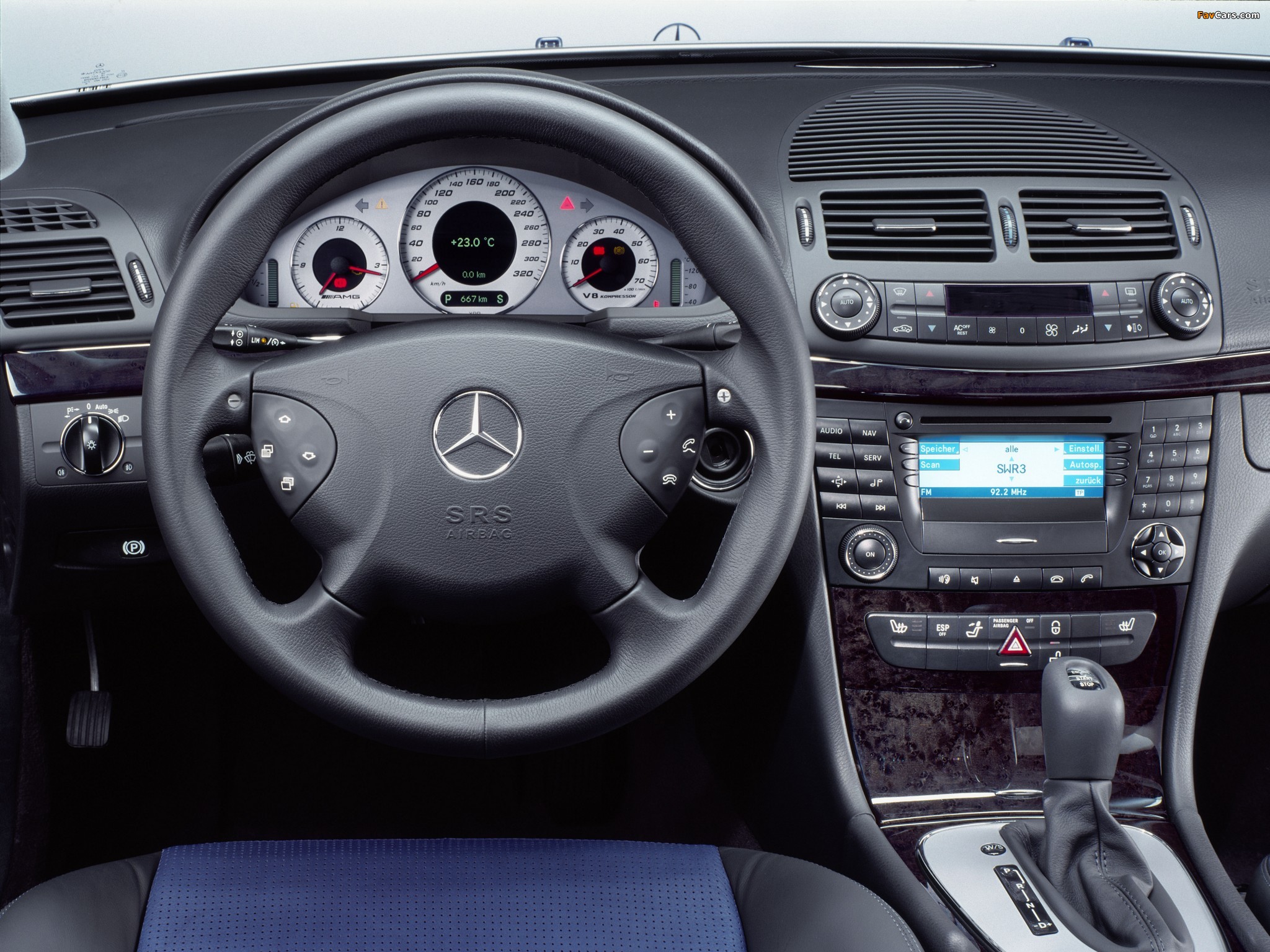 Mercedes-Benz E 55 AMG (W211) 2002–06 photos (2048 x 1536)