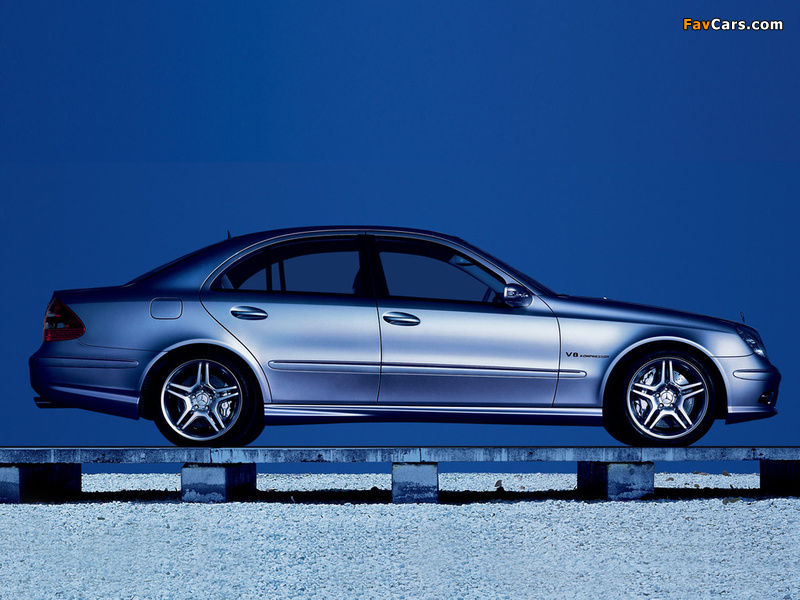 Mercedes-Benz E 55 AMG (W211) 2002–06 wallpapers (800 x 600)