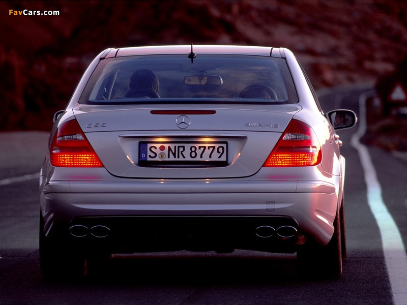 Mercedes-Benz E 55 AMG (W211) 2002–06 wallpapers (800 x 600)