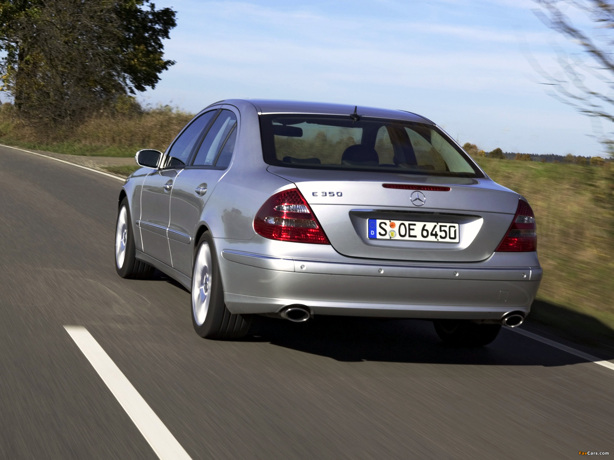 Mercedes-Benz E 350 (W211) 2004–06 pictures (2048 x 1536)