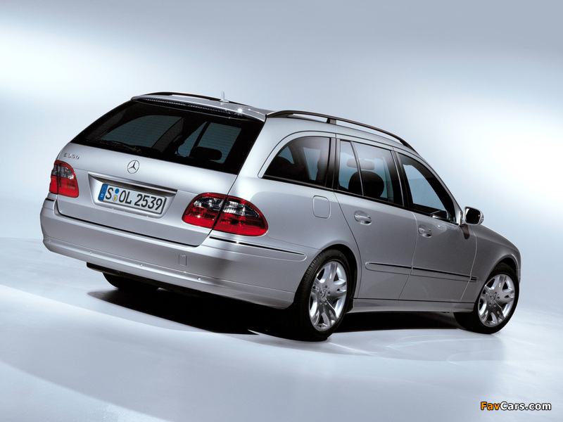 Mercedes-Benz E 350 Estate (S211) 2004–06 pictures (800 x 600)