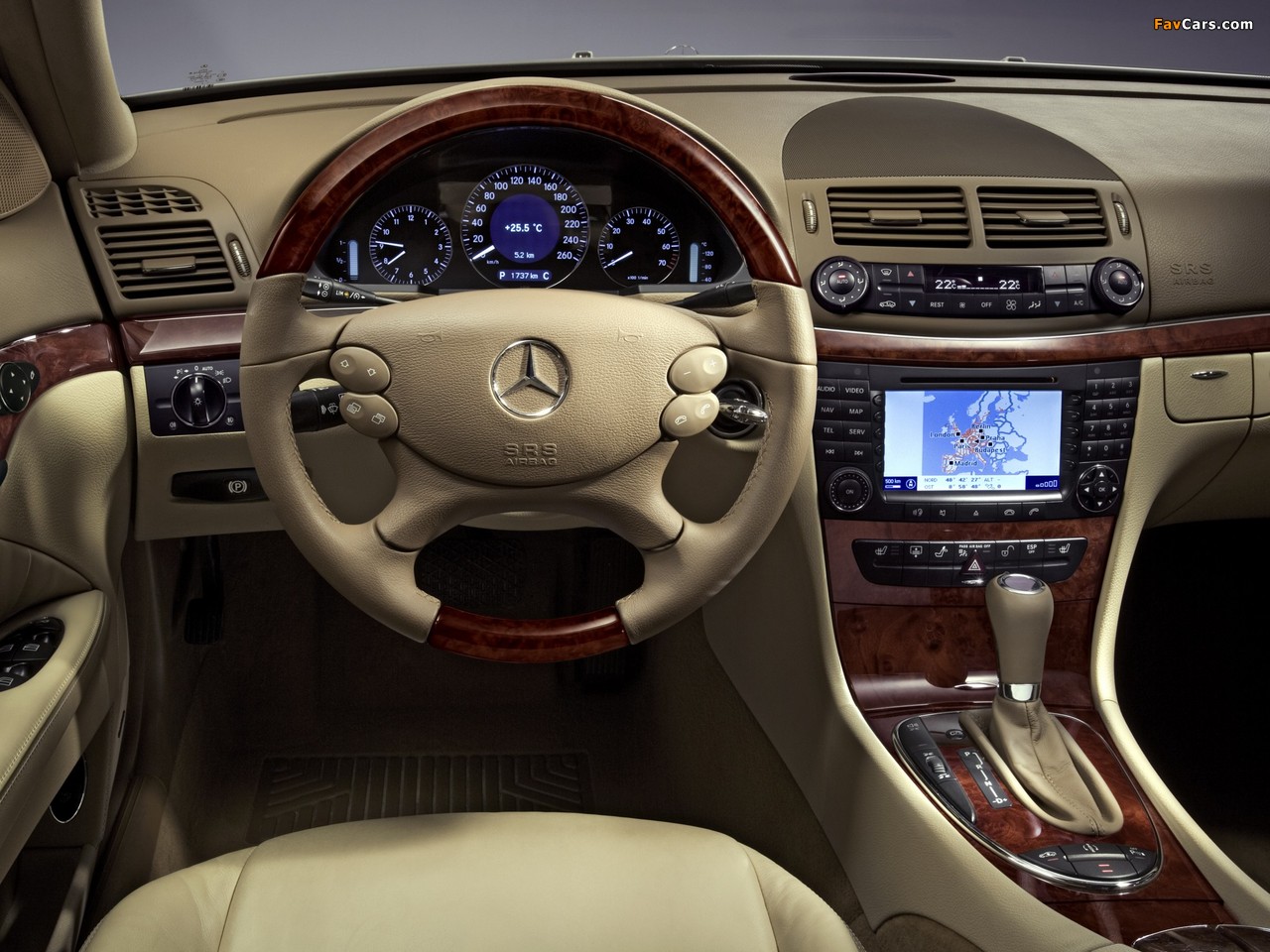 Mercedes-Benz E 500 (W211) 2006–09 images (1280 x 960)