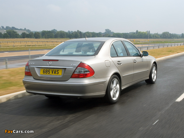 Mercedes-Benz E 320 CDI UK-spec (W211) 2006–09 photos (640 x 480)