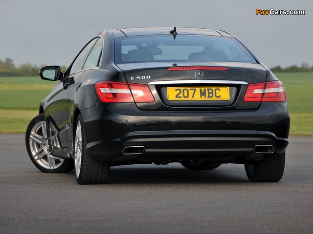 Mercedes-Benz E 500 Coupe AMG Sports Package UK-spec (C207) 2009–12 images (640 x 480)