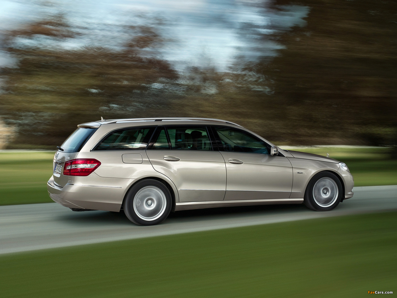 Mercedes-Benz E 250 CDI Estate (S212) 2009–12 images (1600 x 1200)