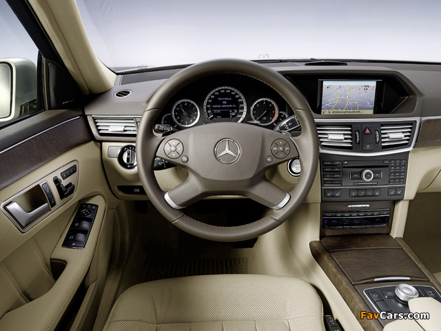 Mercedes-Benz E 350 CDI (W212) 2009–12 images (640 x 480)