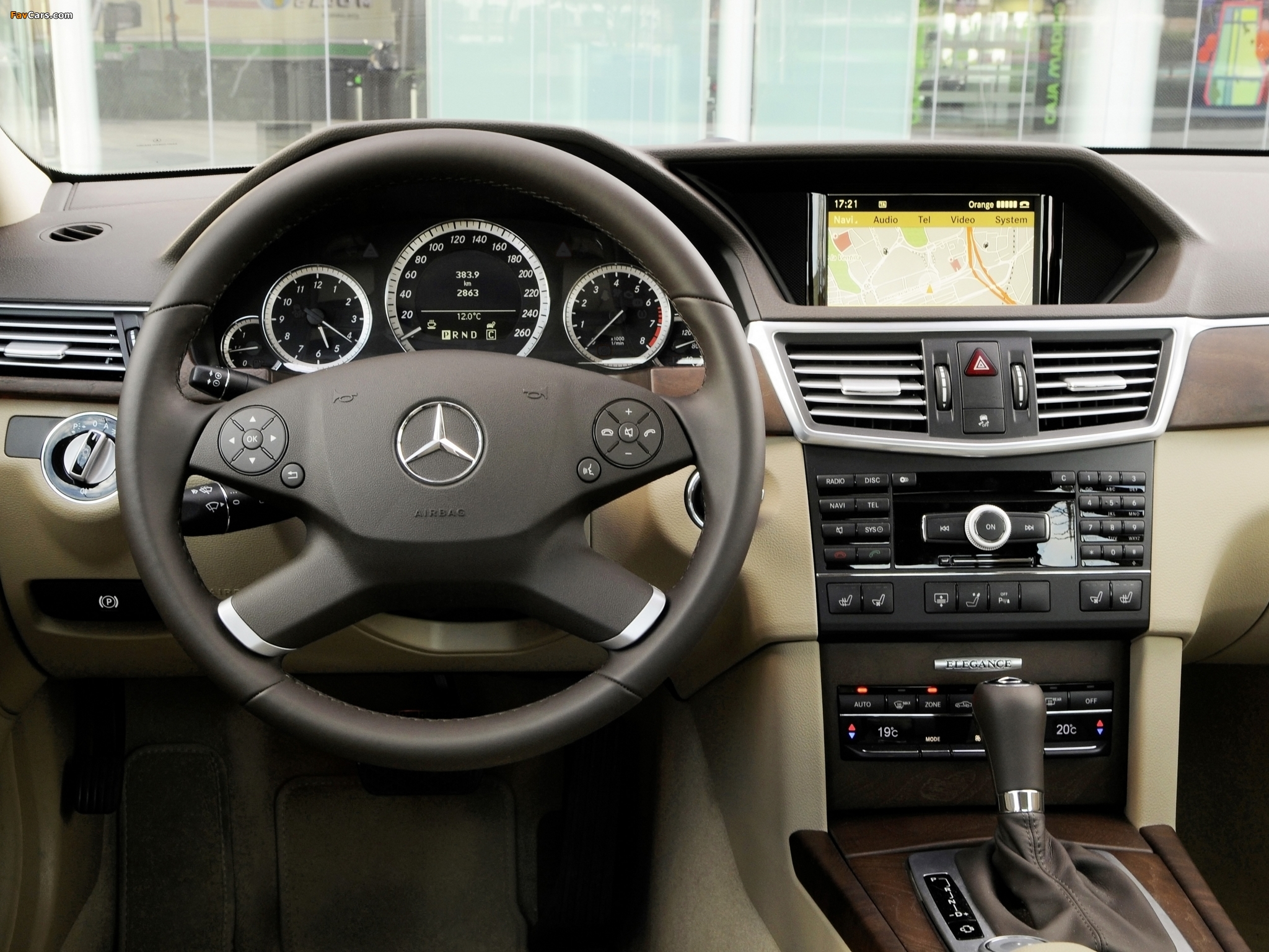Mercedes-Benz E 250 CGI (W212) 2009–12 images (2048 x 1536)