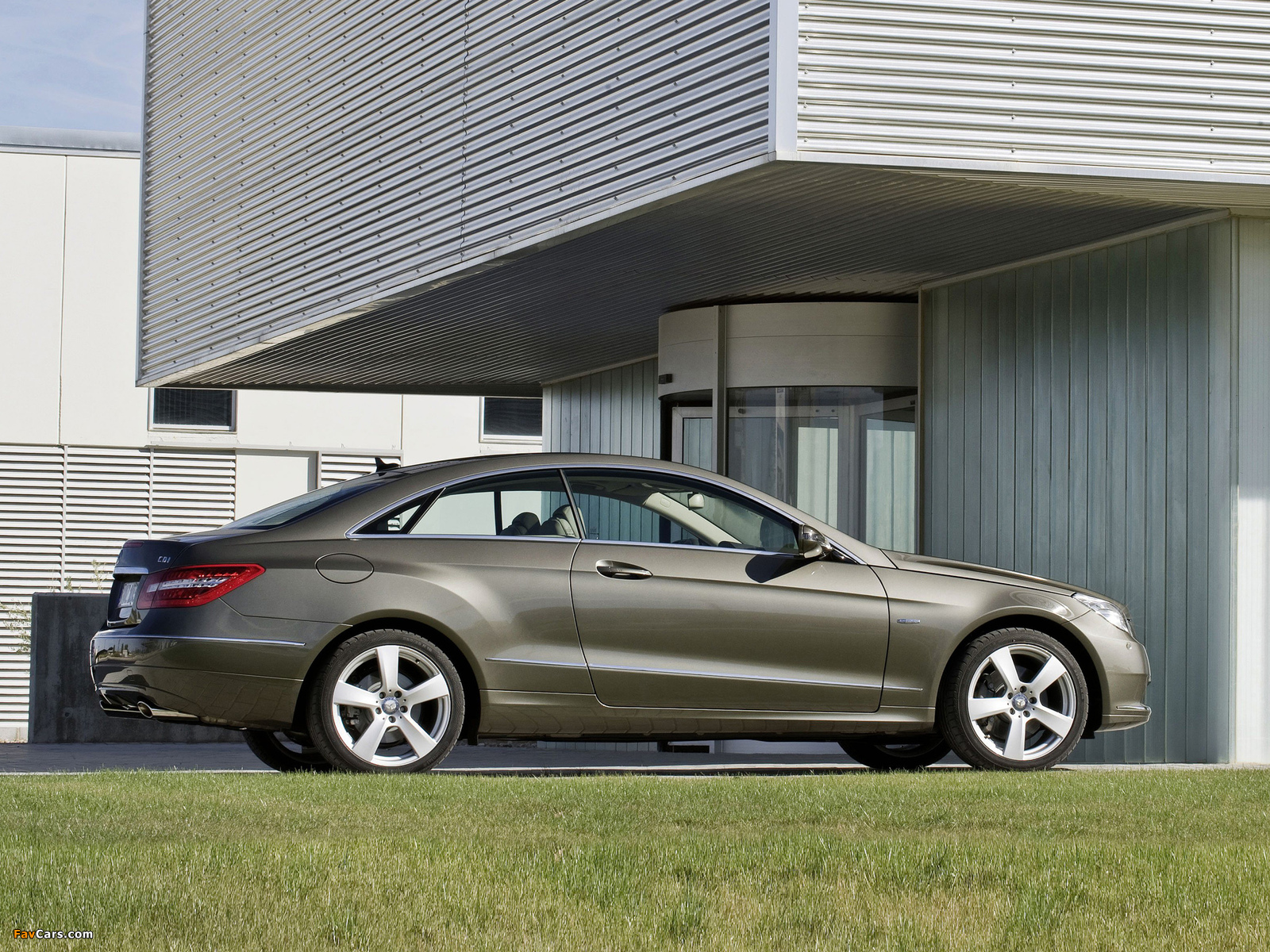 Mercedes-Benz E 350 CDI Coupe (C207) 2009–12 images (1600 x 1200)