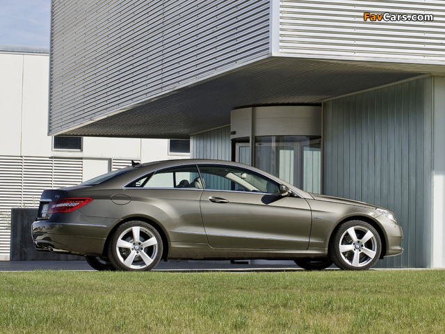 Mercedes-Benz E 350 CDI Coupe (C207) 2009–12 images (640 x 480)