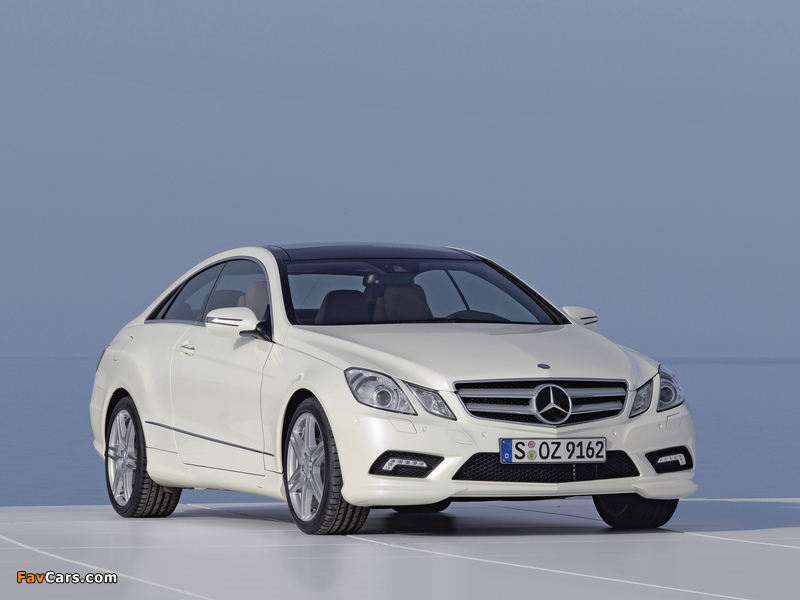 Mercedes-Benz E 500 Coupe AMG Sports Package (C207) 2009–12 images (800 x 600)