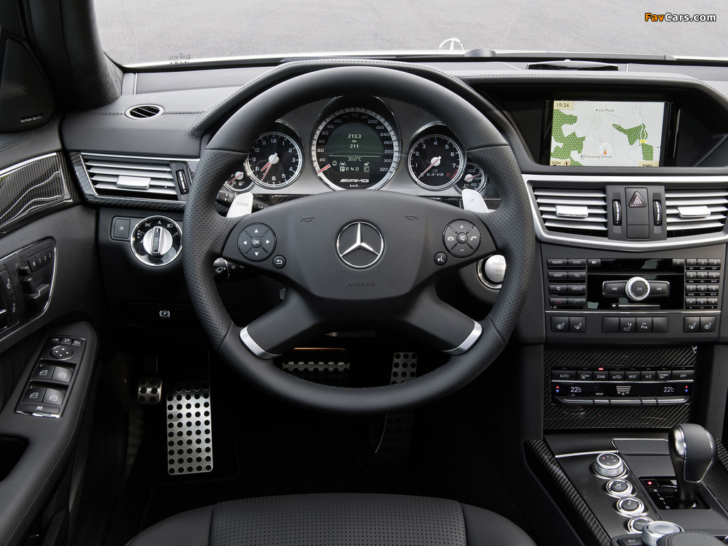 Mercedes-Benz E 63 AMG Estate (S212) 2009–11 images (1024 x 768)