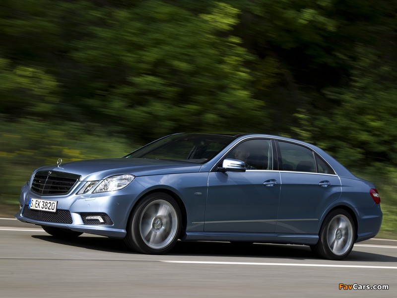 Mercedes-Benz E 500 AMG Sports Package (W212) 2009–12 images (800 x 600)