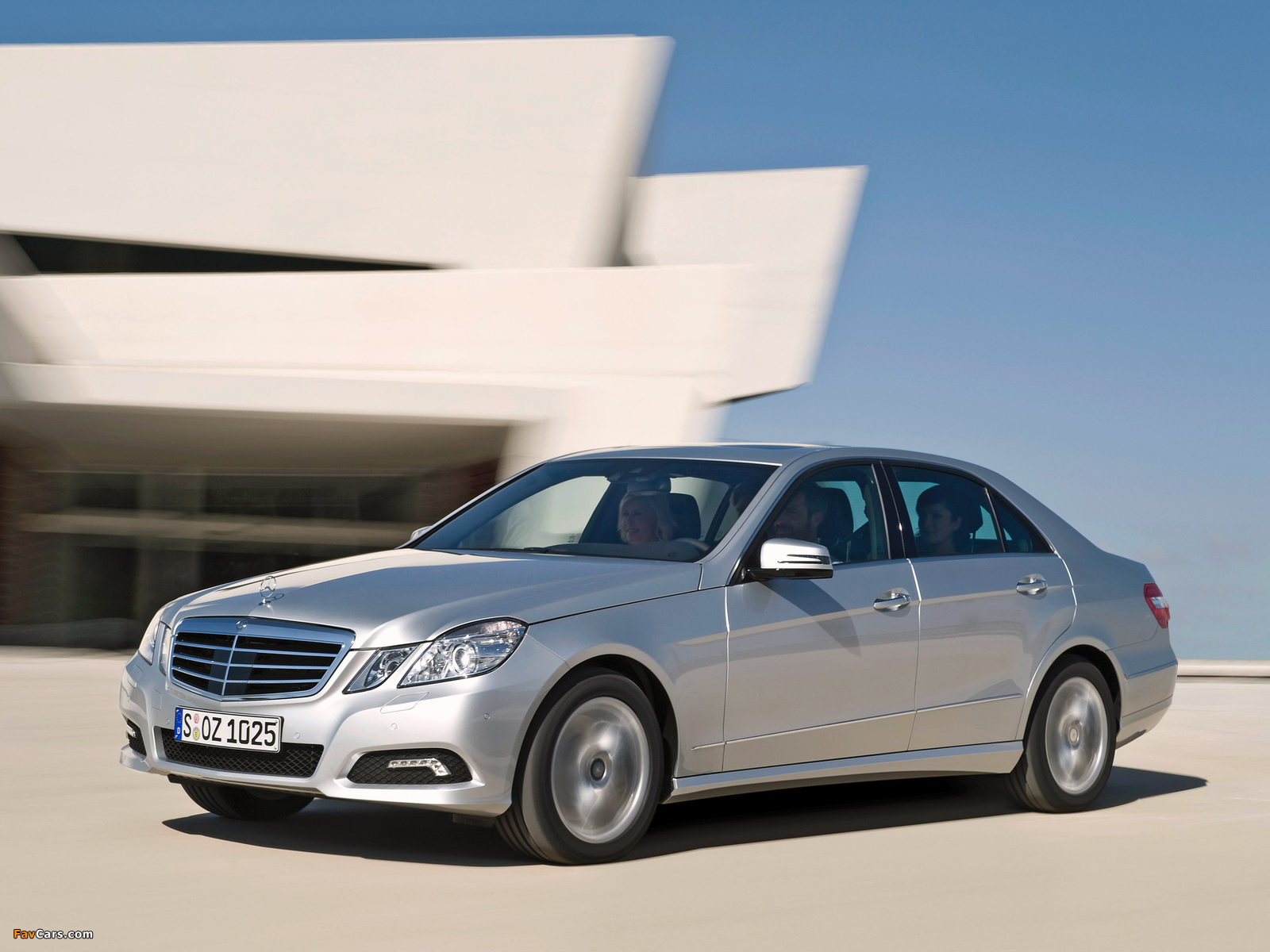 Mercedes-Benz E 500 (W212) 2009–12 photos (1600 x 1200)