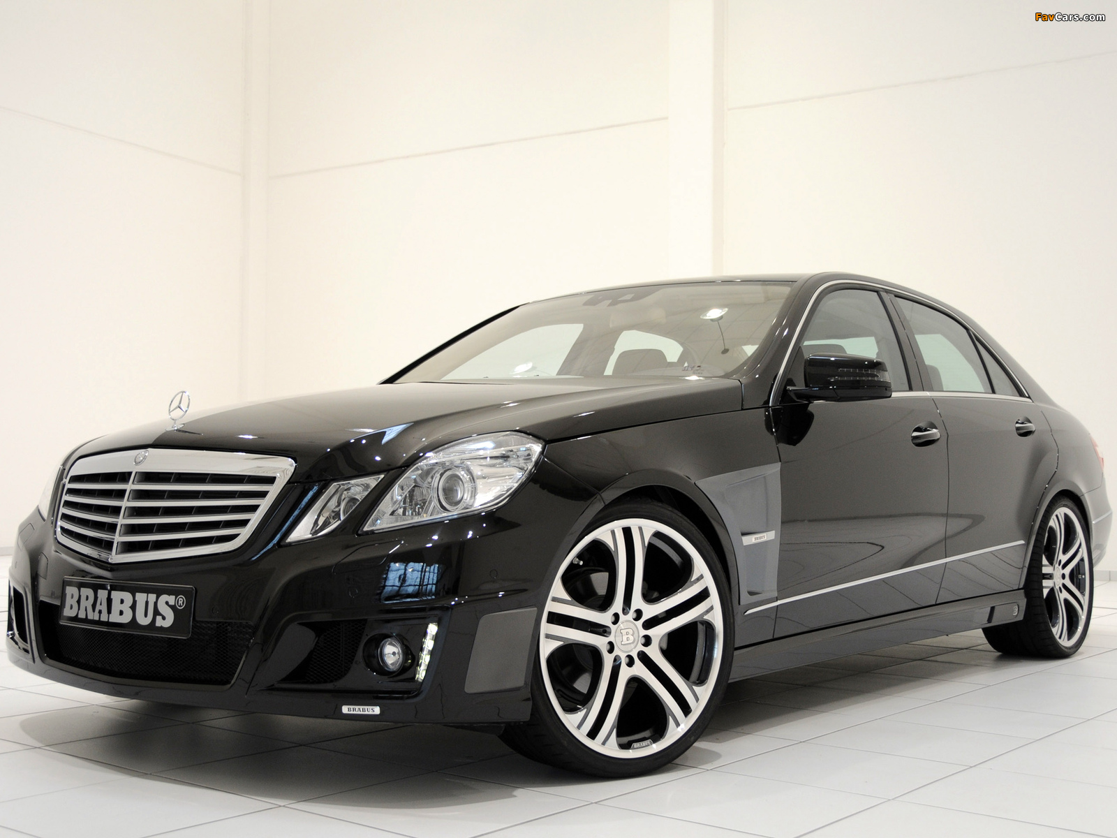 Brabus Mercedes-Benz E-Klasse (W212) 2009 photos (1600 x 1200)