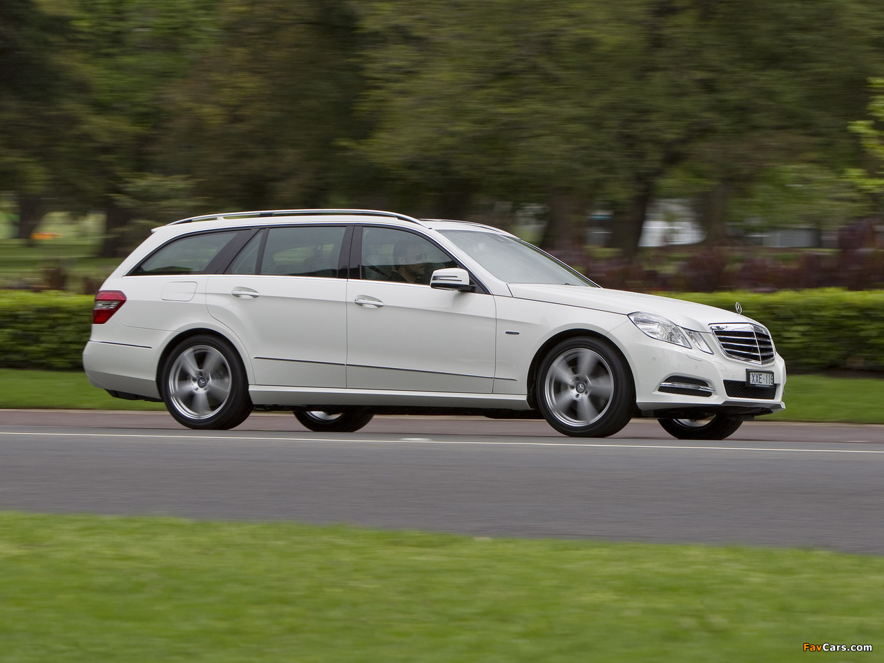 Mercedes-Benz E 250 CDI Estate AU-spec (S212) 2009–12 photos (1280 x 960)