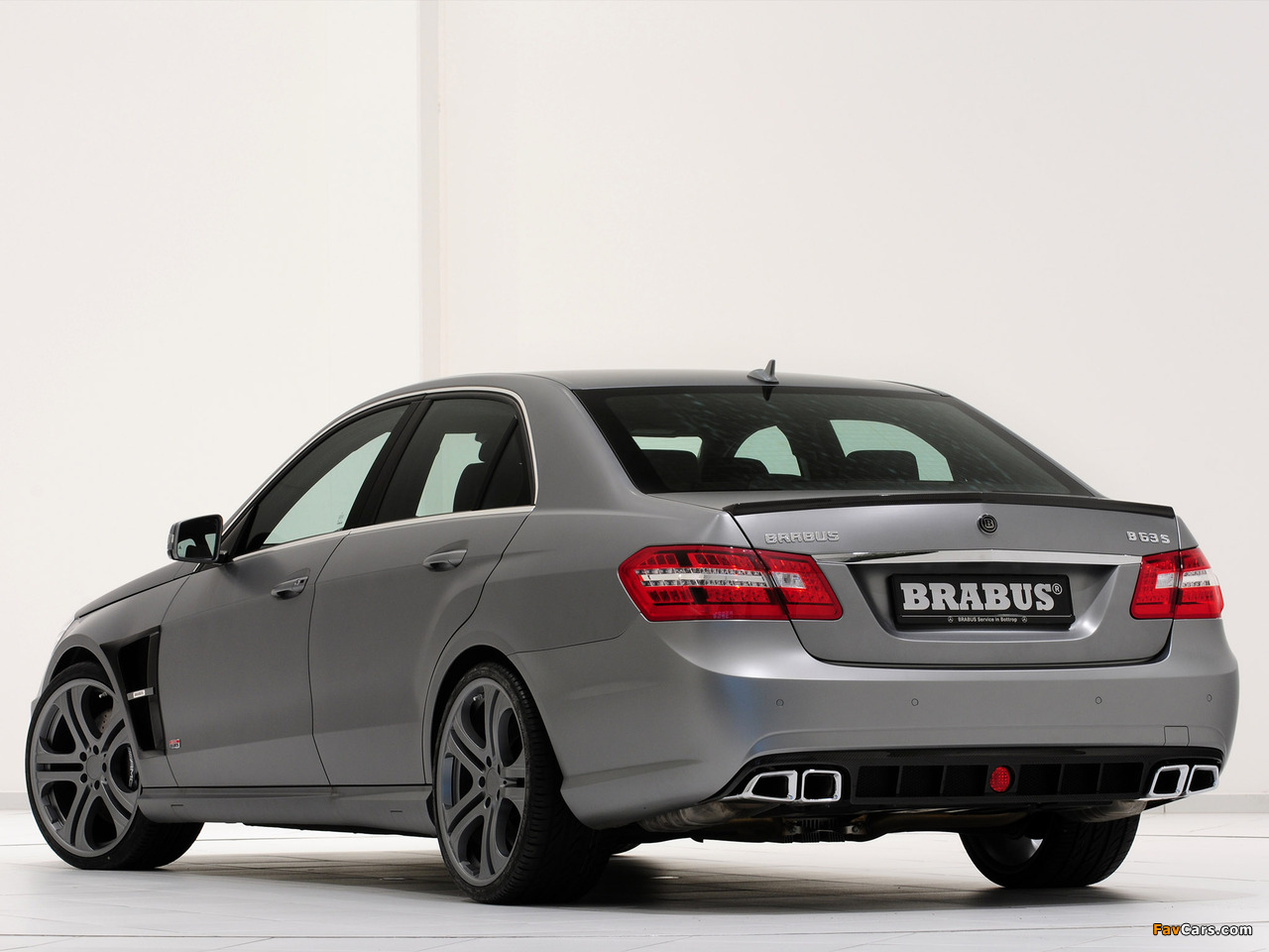 Brabus B63 S (W212) 2009 pictures (1280 x 960)