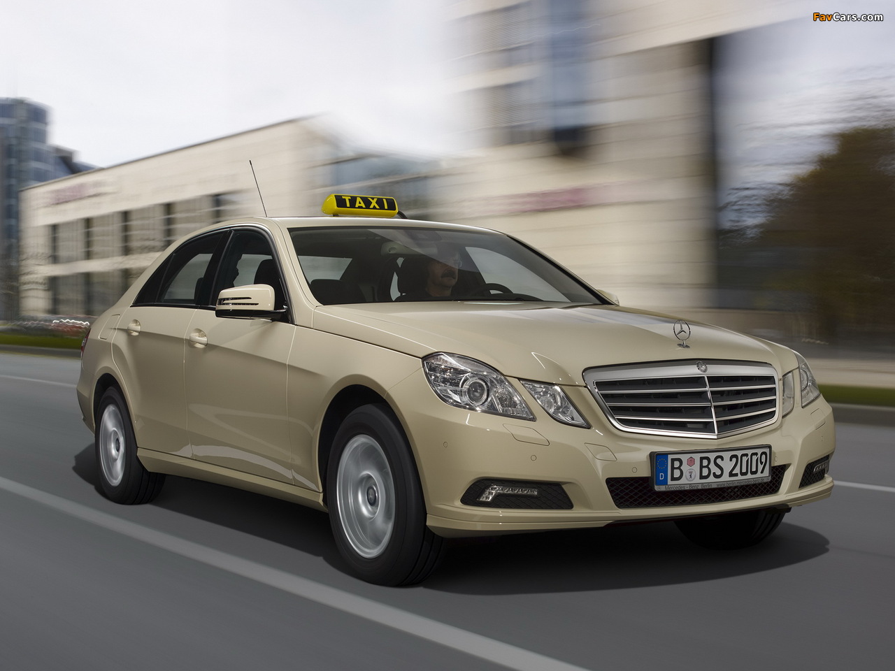 Mercedes-Benz E-Klasse Taxi (W212) 2009–12 pictures (1280 x 960)